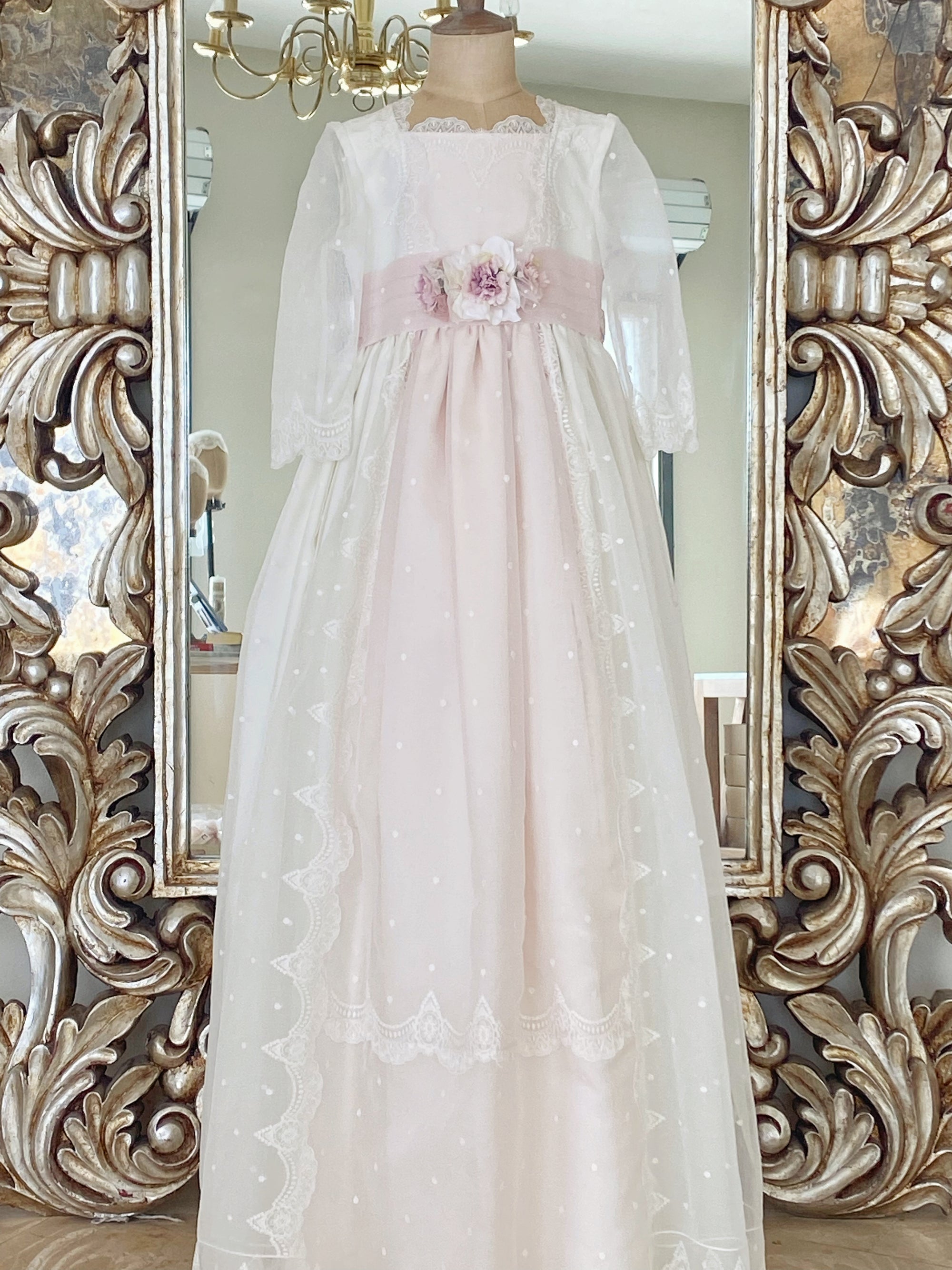 Vestido Español para Primera Comunión Monserrat Lozano Mod. 160 T8