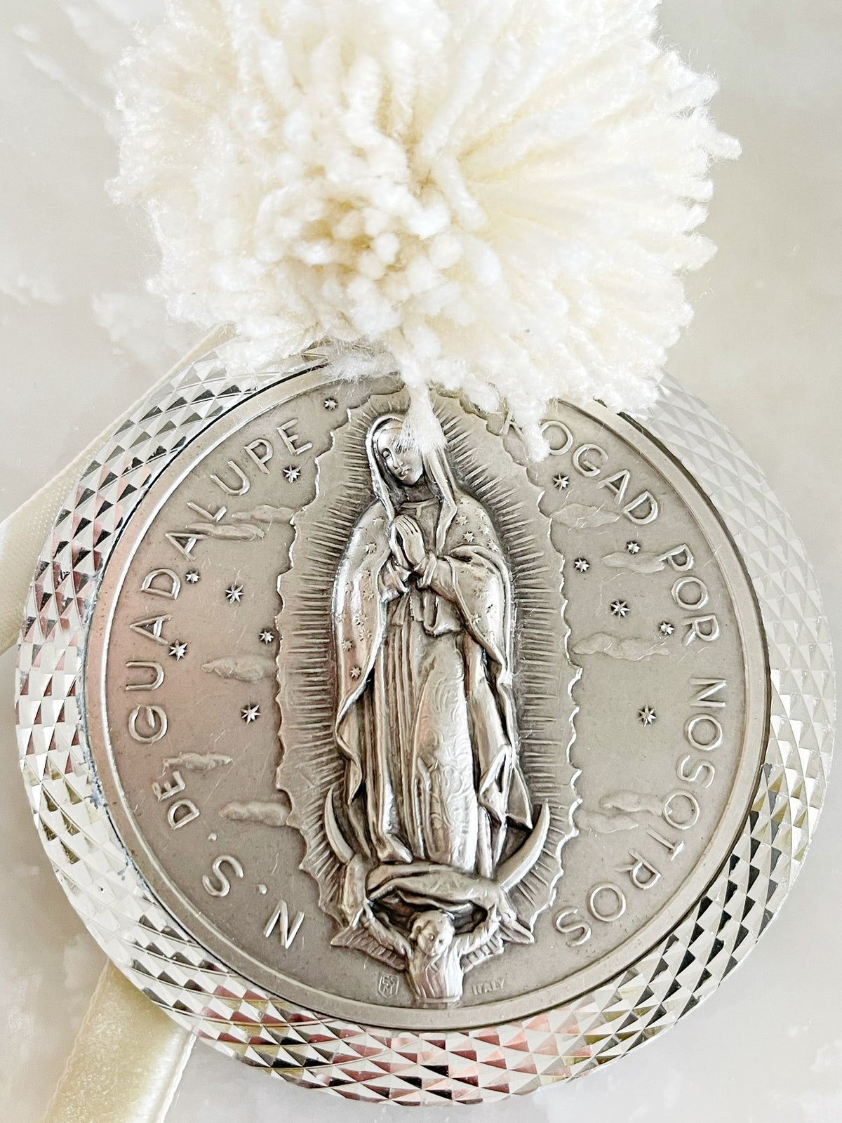 Medalla Virgen de Guadalupe para cuna de Beb o Entrada de