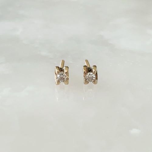 Aretito de Diamante Oro Amarillo 14k Mod. AR-BR-14K-4292