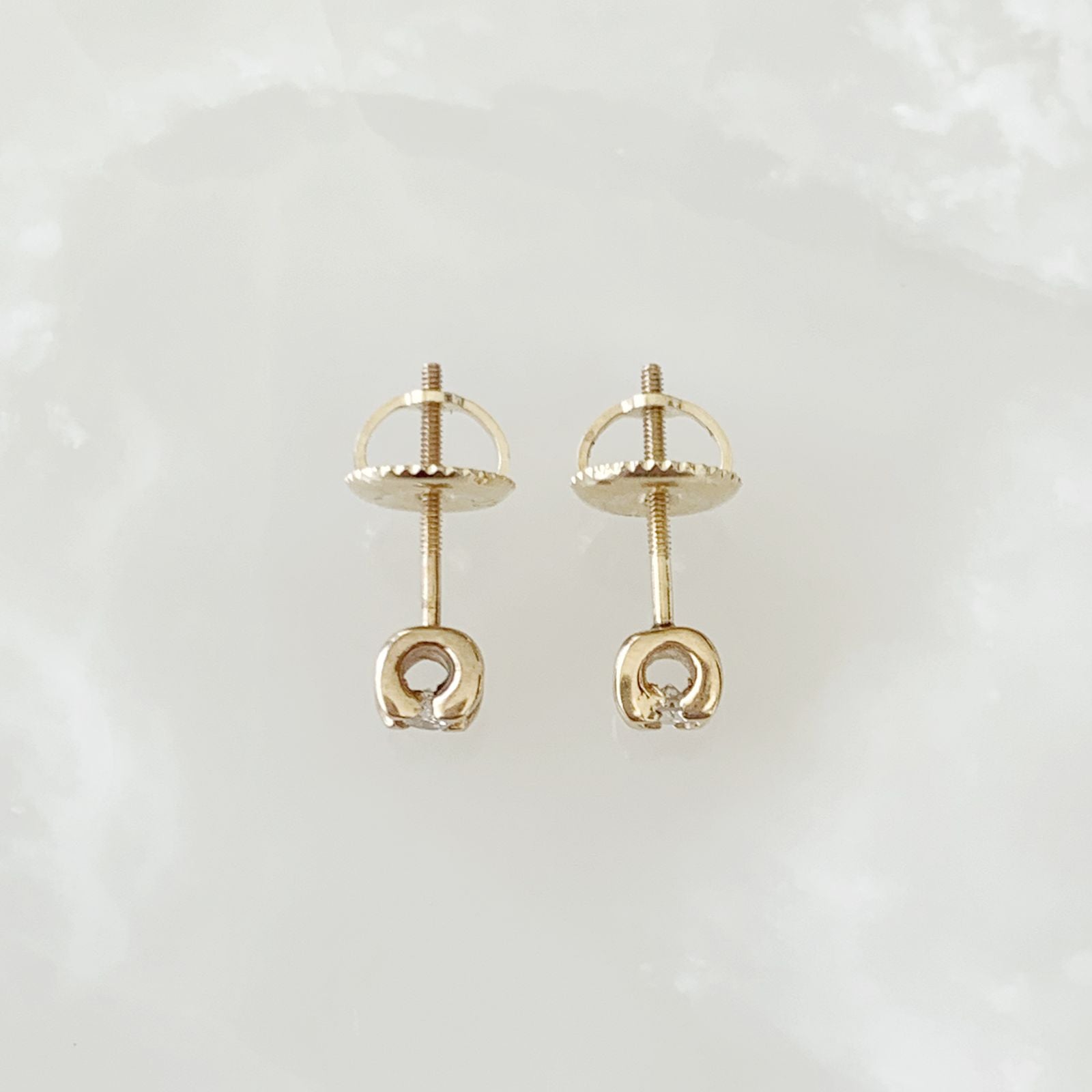 Aretito de Diamante Oro Amarillo 14k Mod. AR-BR-14K-4292