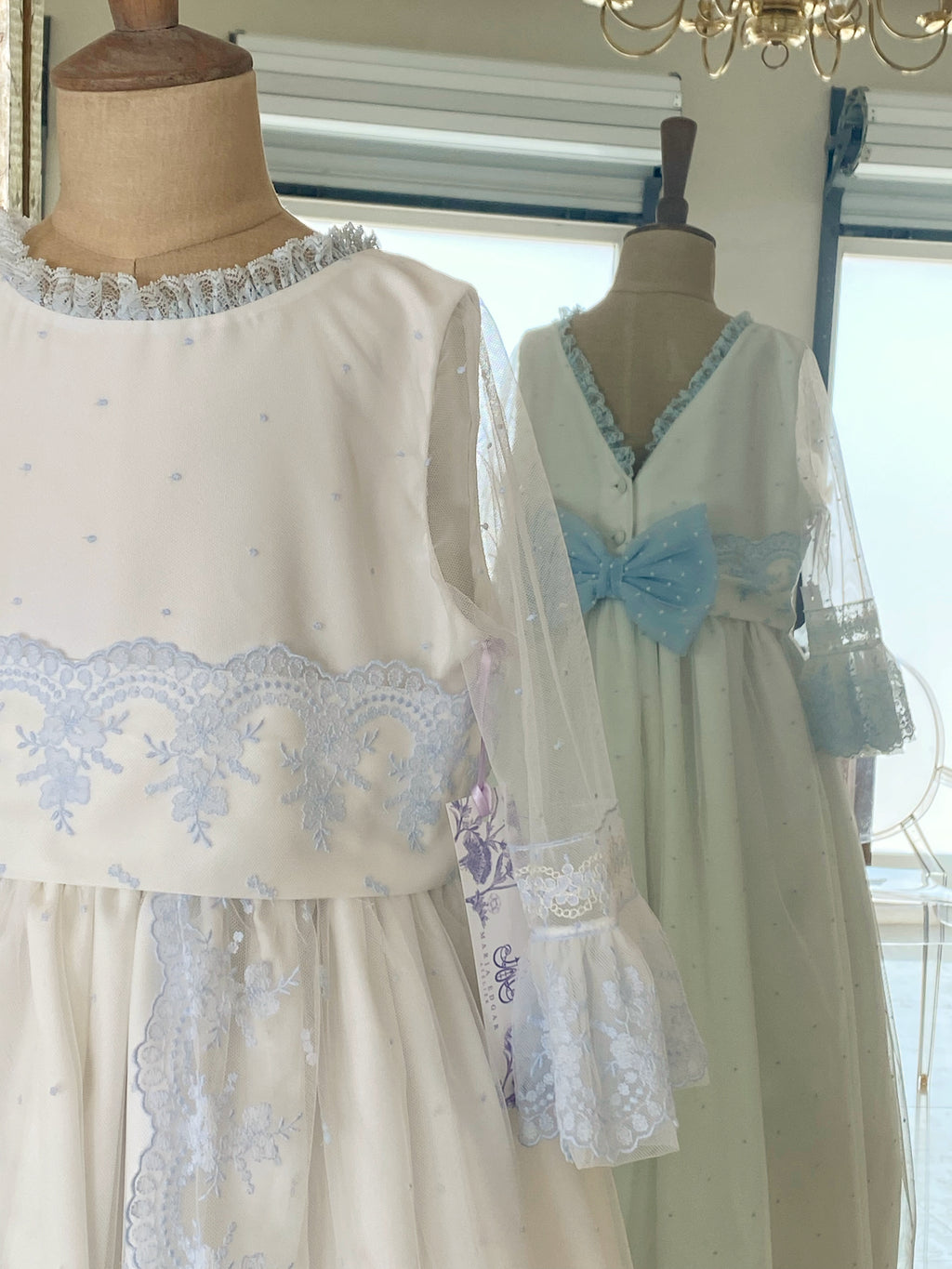Vestido Español para Primera Comunión Monserrat Lozano Mod. 215 T10