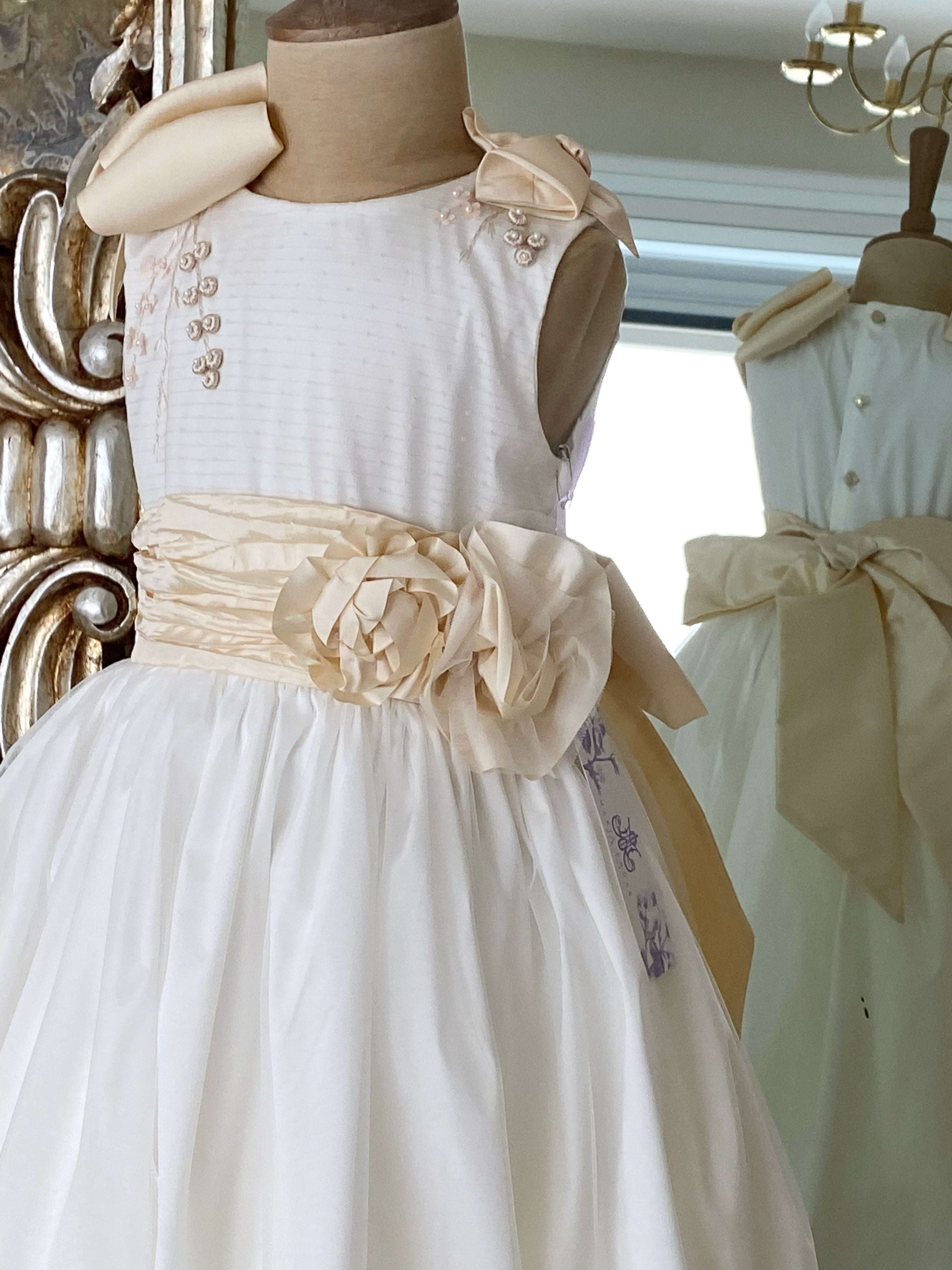 Vestido para Niña de Presentación o Paje Mod. Mev4493  T4 T6