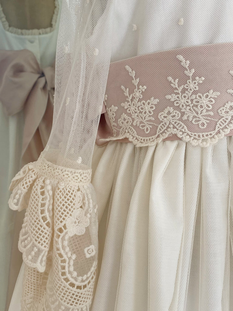 Vestido Español para Primera Comunión Monserrat Lozano Mod. A2 T9