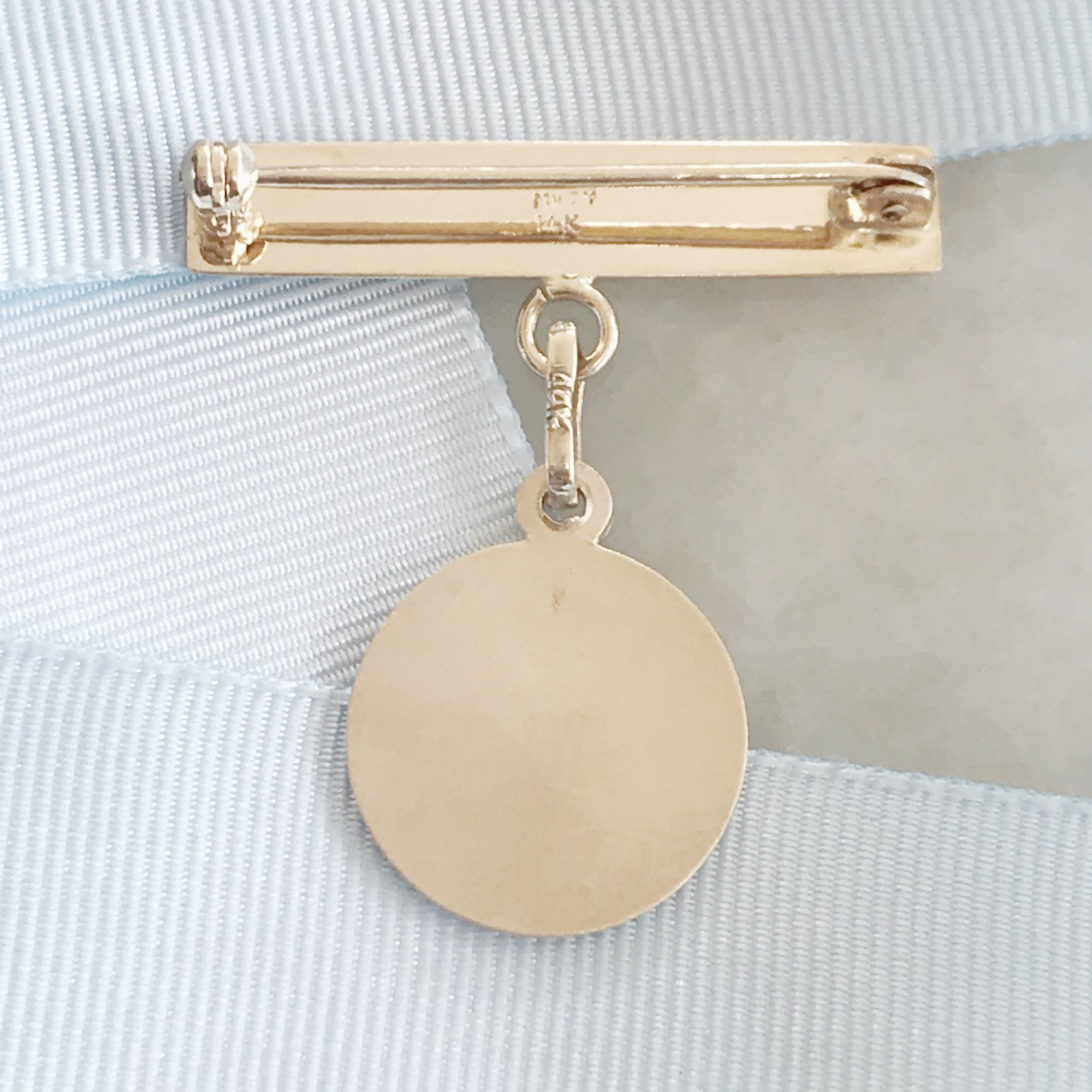 Baby Pin con Divino Niño Oro 14k Mod. 3a7e