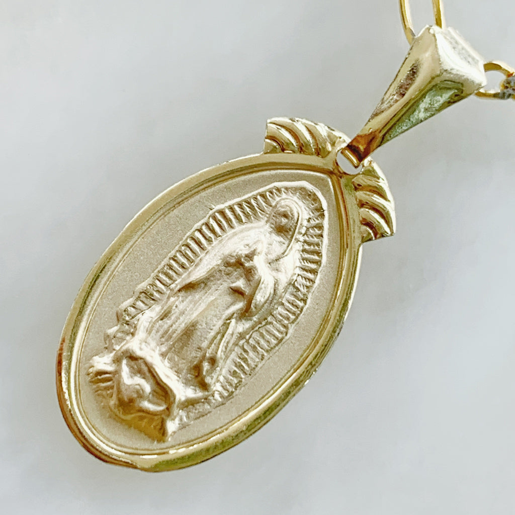 Cadena con Medalla Virgen de Guadalupe Oro 14k Mod. 4a6e