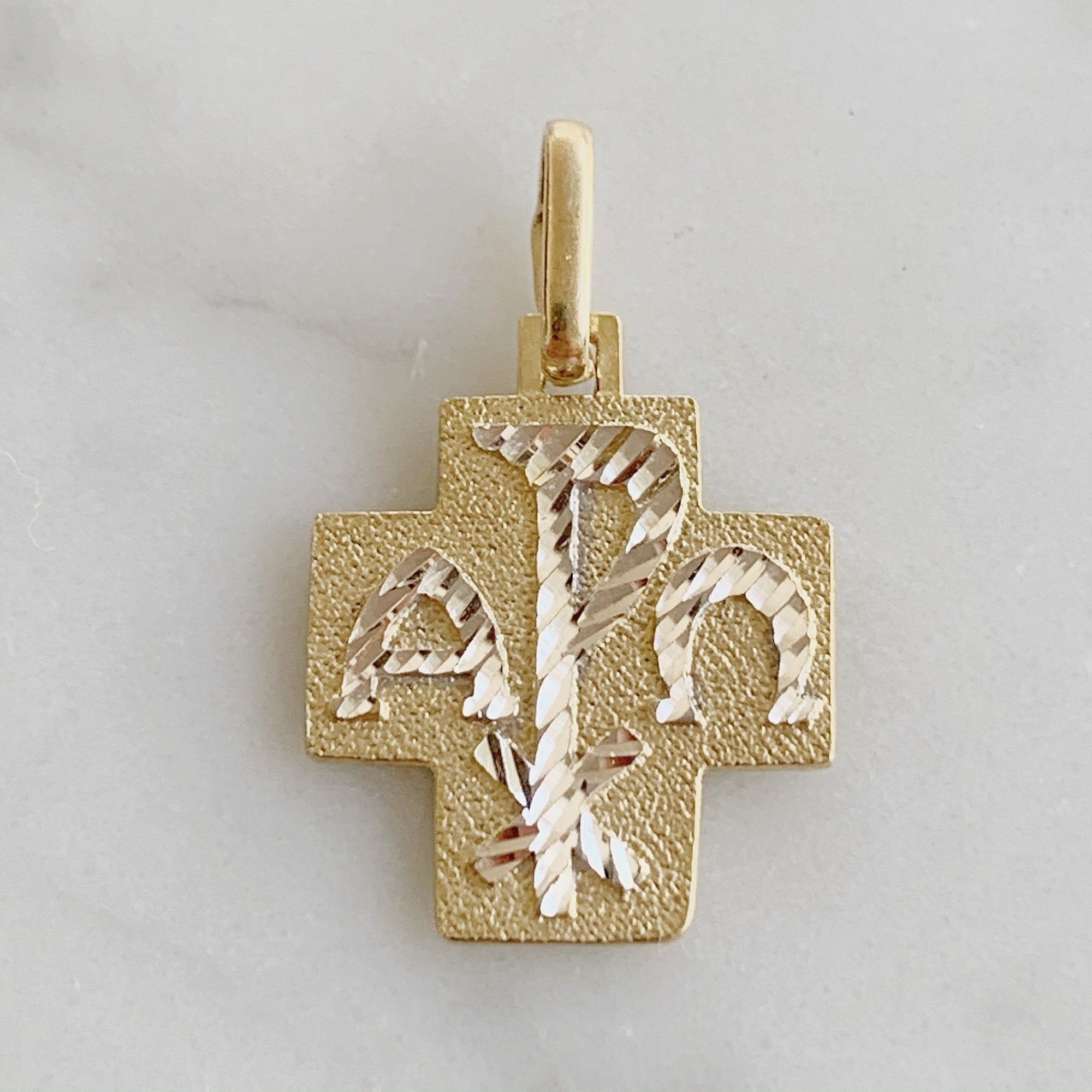 Cruz en Oro 14k Mod. Cr1a9e
