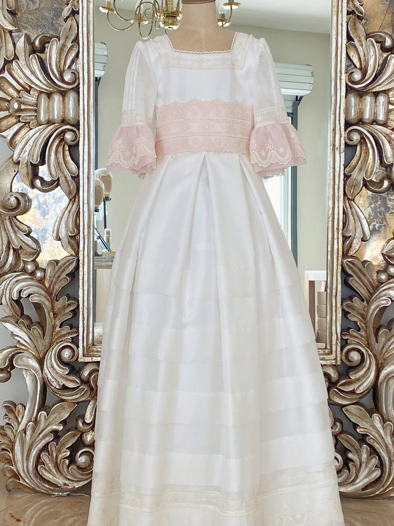Vestido Español para Primera Comunión Monserrat Lozano Mod. 150 T8