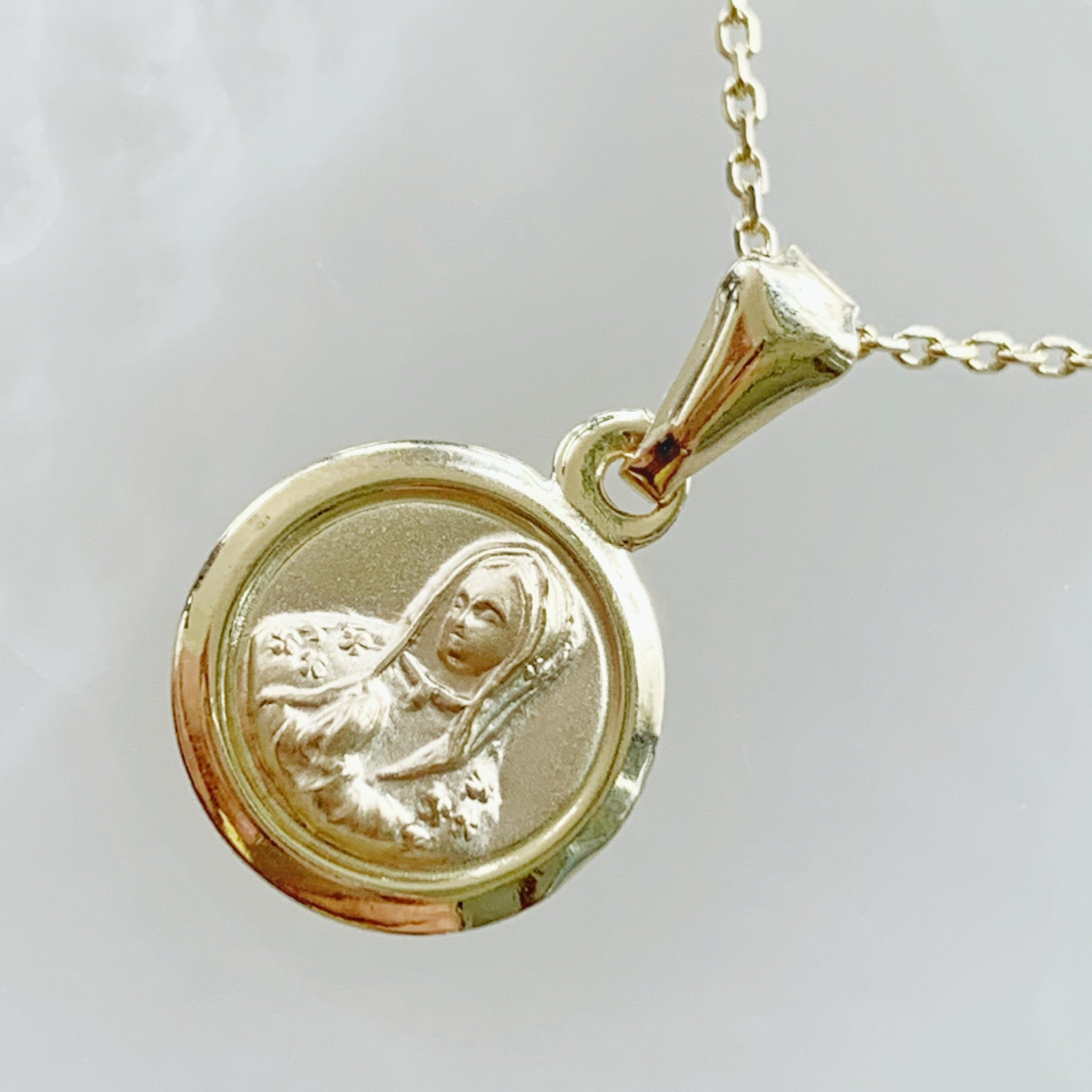 Cadena con Medalla Virgen de Guadalupe Oro 14k Mod. 1a9e