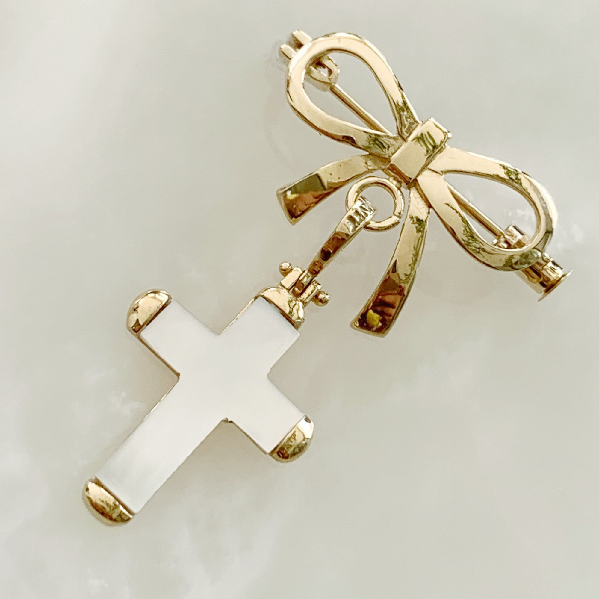 Baby Pin con Cruz Oro 14k Mod 2a8e