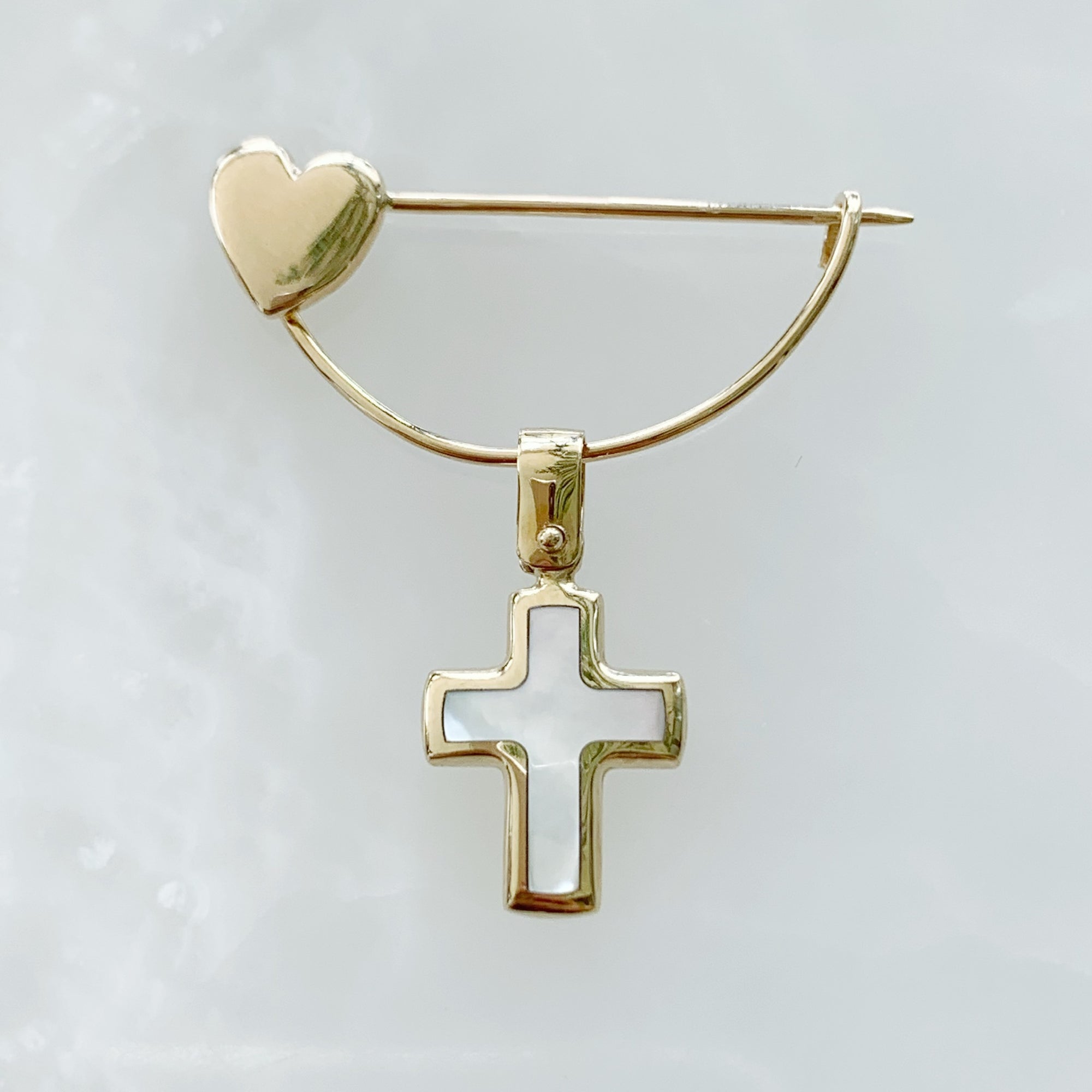 Baby Pin con Cruz Oro 14k Mod 2a1e