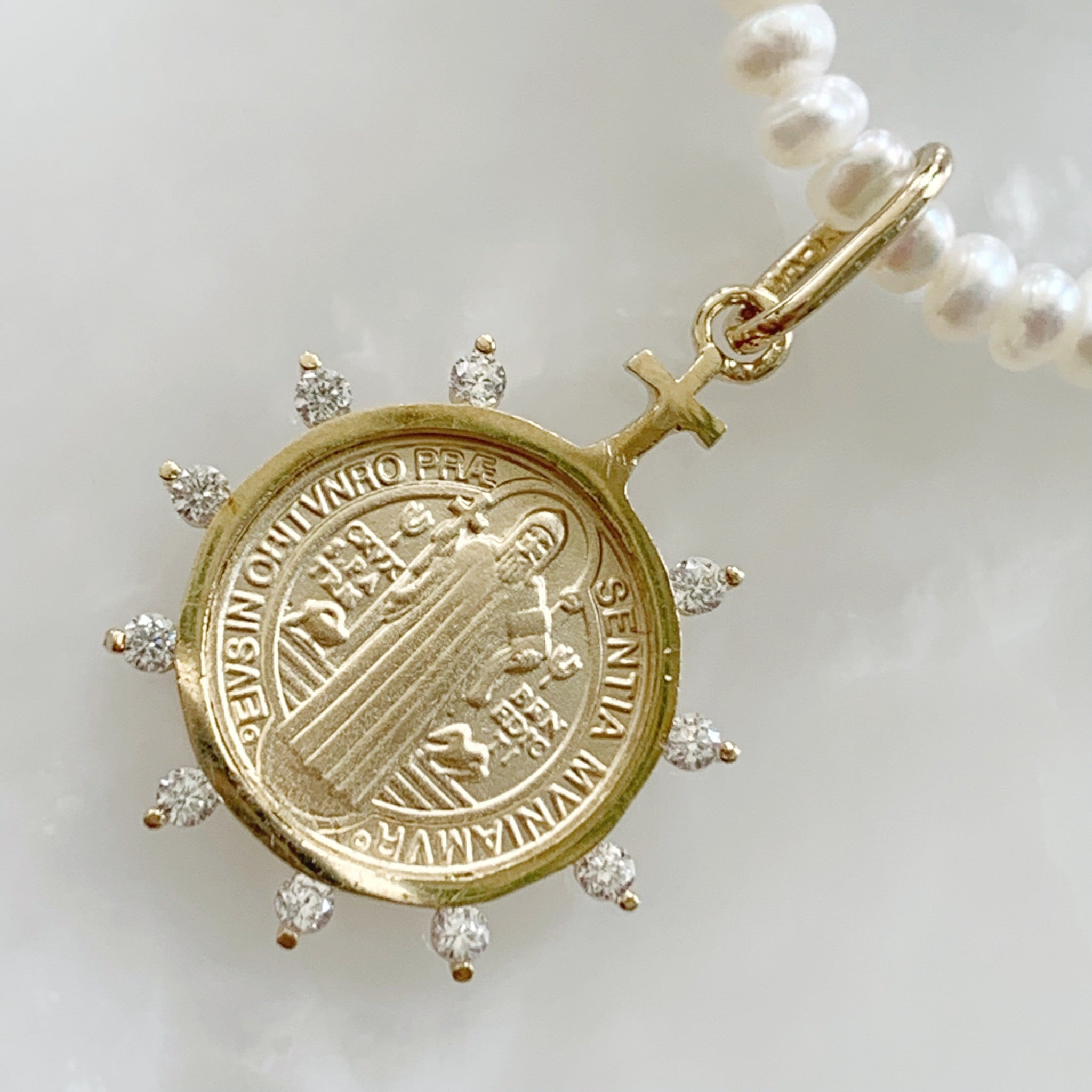 Cadena con Medalla de San Benito Oro 14k Mod.8a1