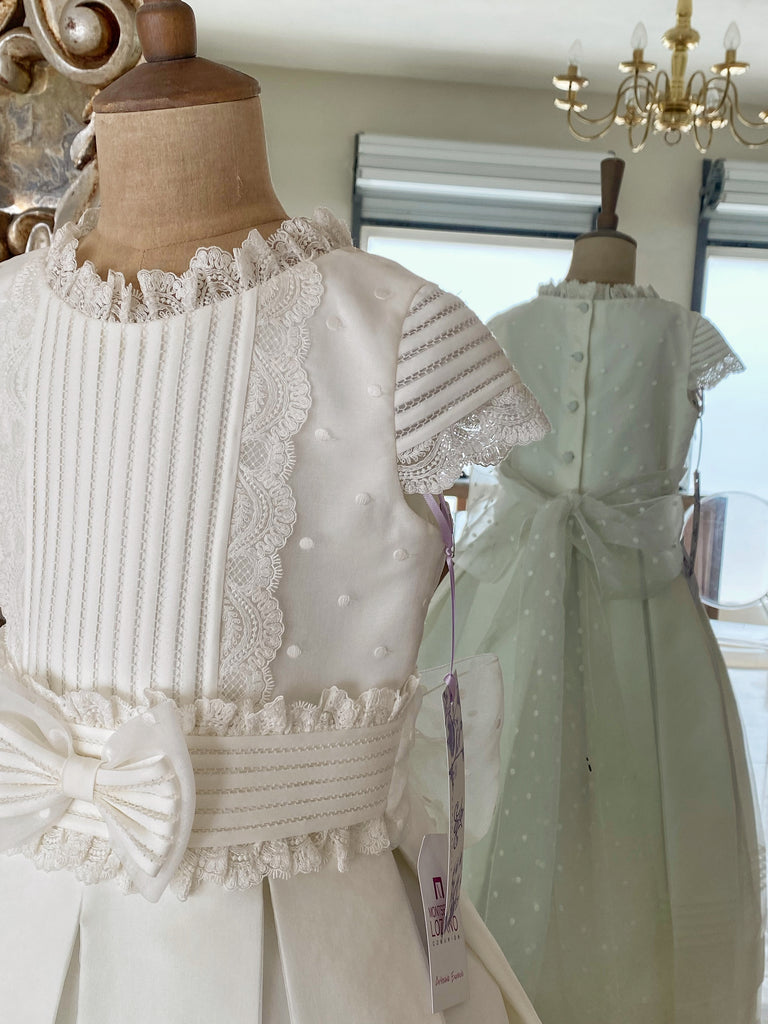 Vestido Español para Primera Comunión Monserrat Lozano Mod. 049 T8
