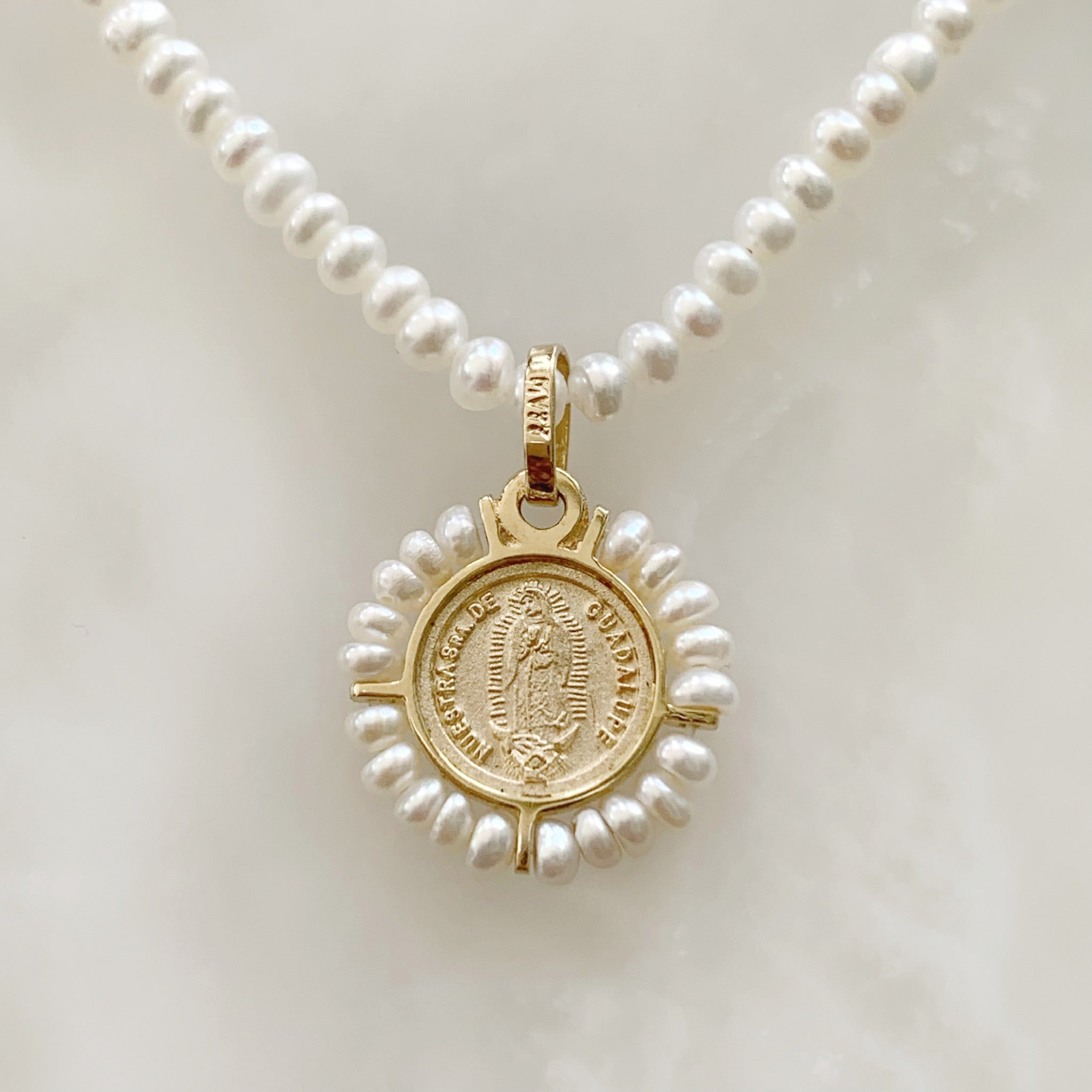 Cadena con Medalla Virgen de Guadalupe Oro 14k Mod. Perlas13-1a4e